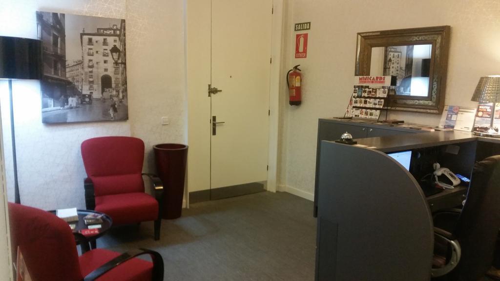 مدريد Hostal Montecarlo المظهر الخارجي الصورة
