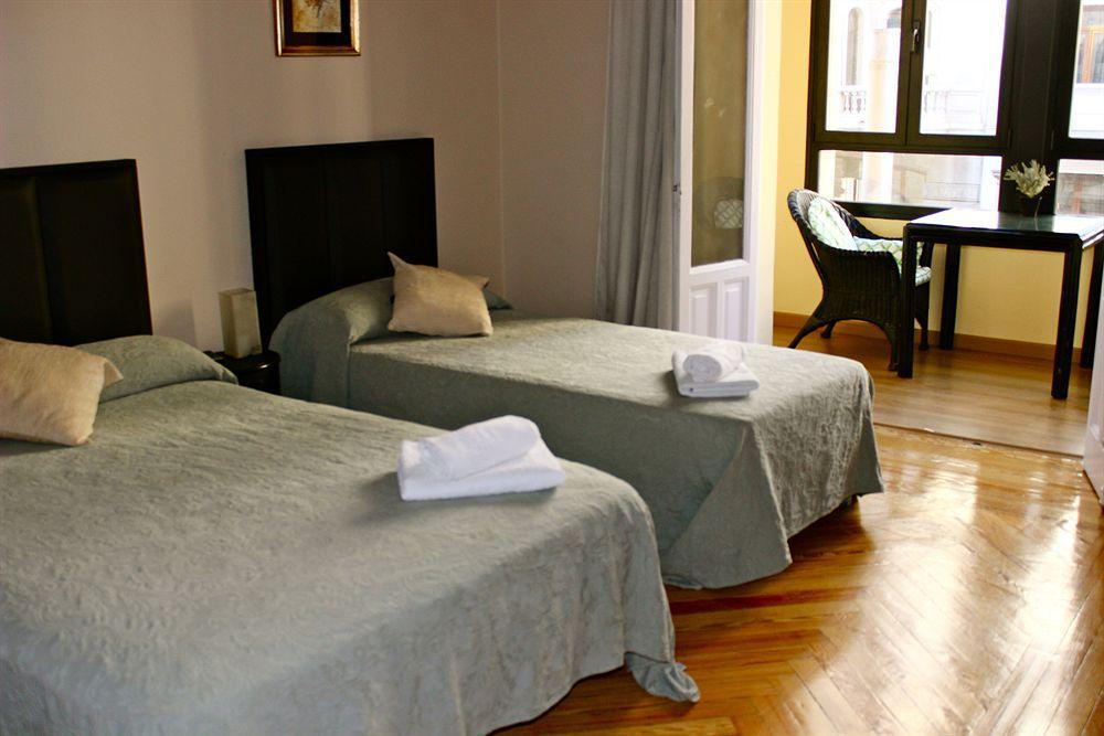 مدريد Hostal Montecarlo المظهر الخارجي الصورة