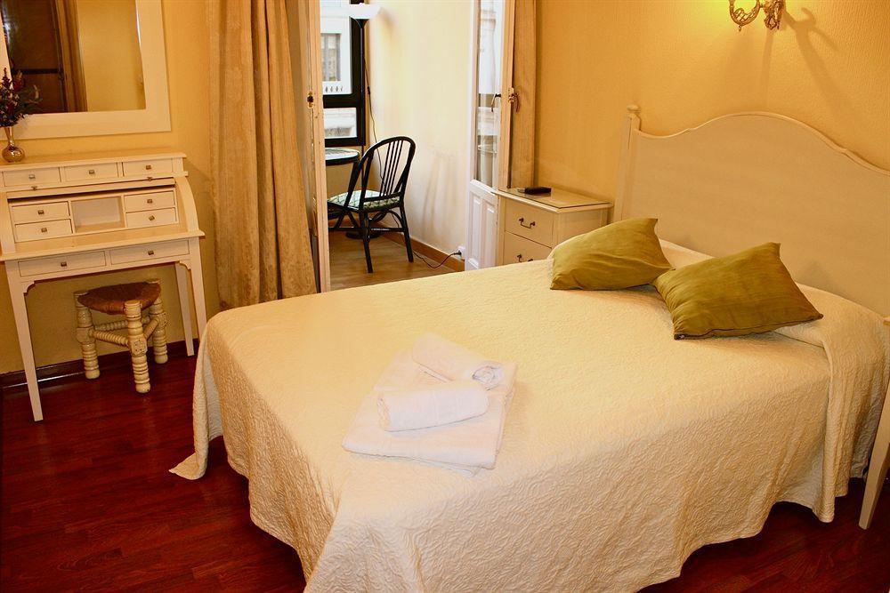 مدريد Hostal Montecarlo المظهر الخارجي الصورة
